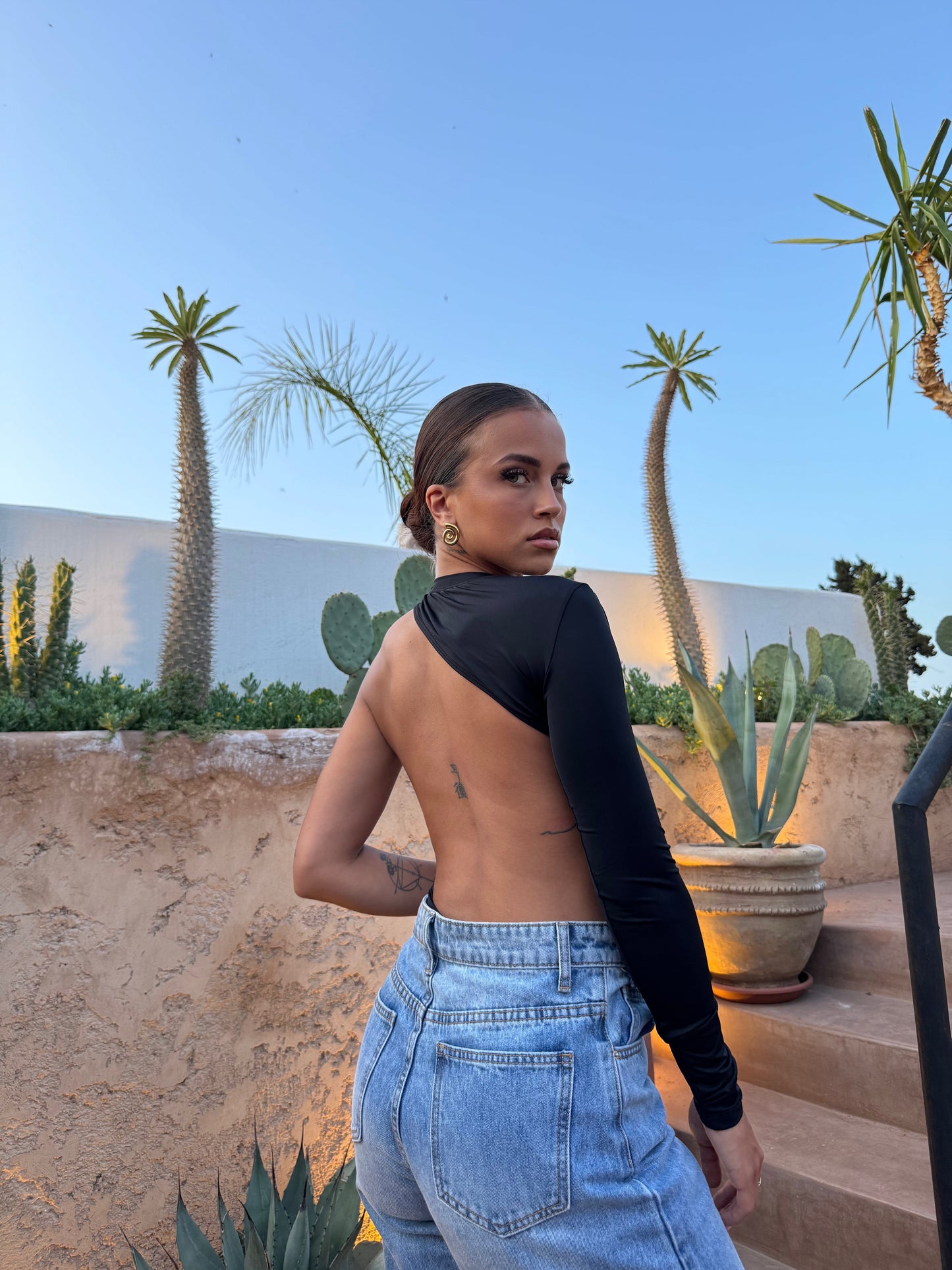 Nora | Body asymmetrisch